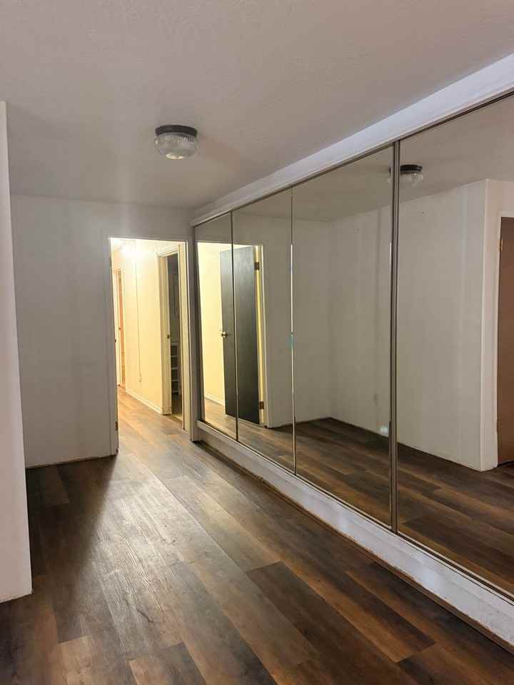 104 S Ridgewood Dr #2 - Photo 3 of 15