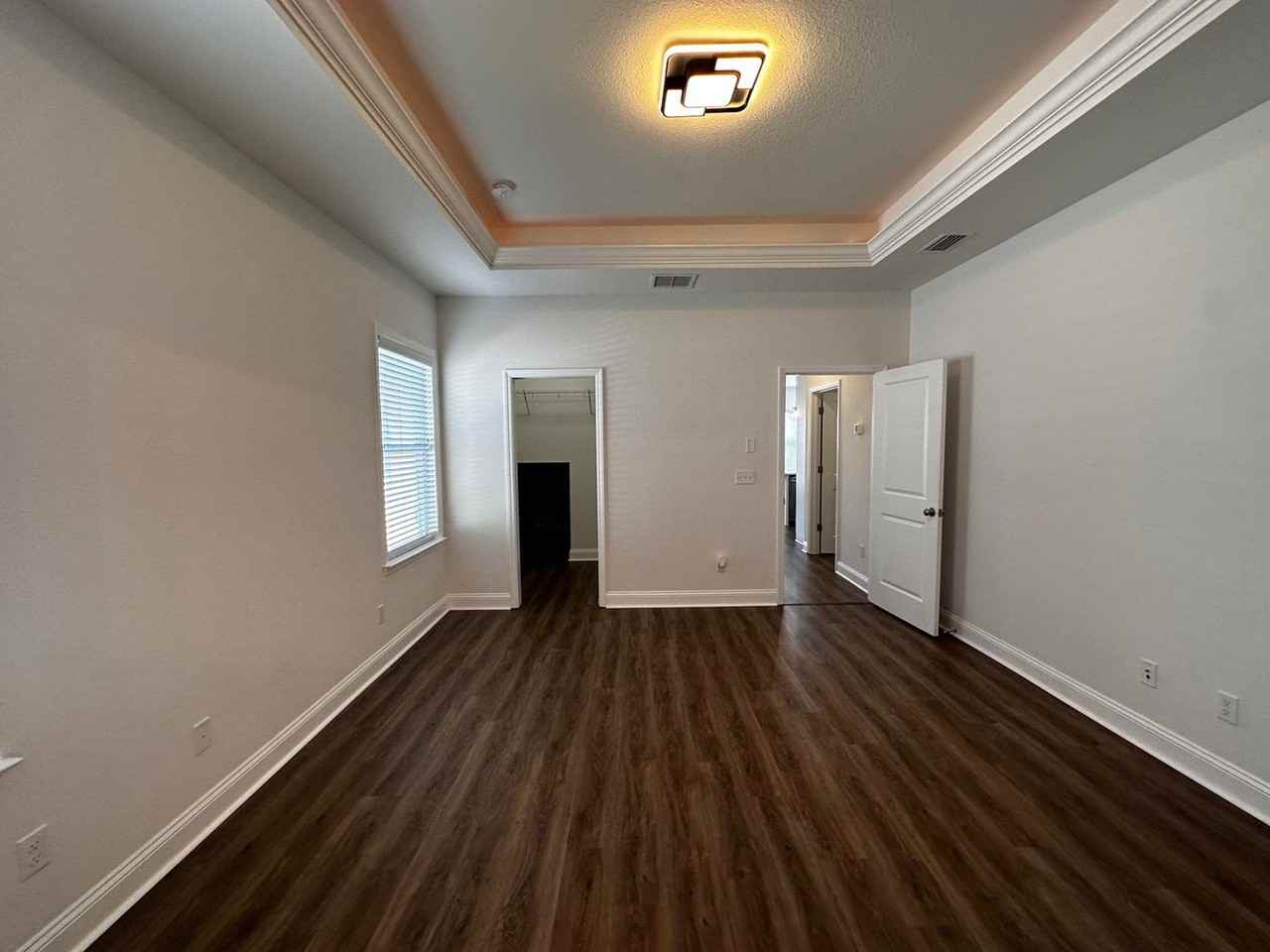 2918 Fontana St - Photo 7 of 18