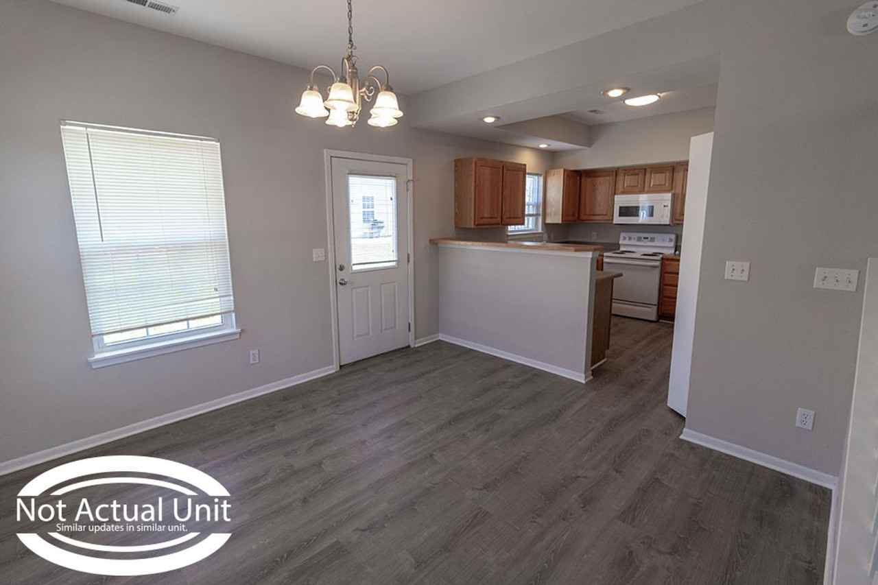 5000 Derby Ridge Dr #301 - Photo 6 of 31