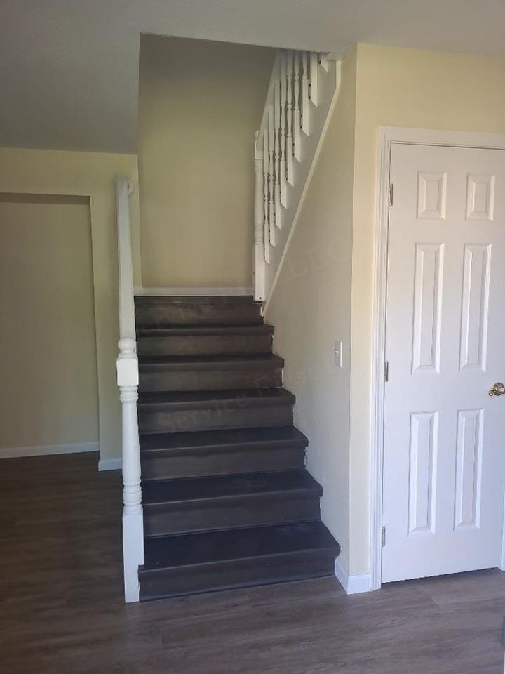 501 501 W Fannetta - 01 #01 - Photo 3 of 8