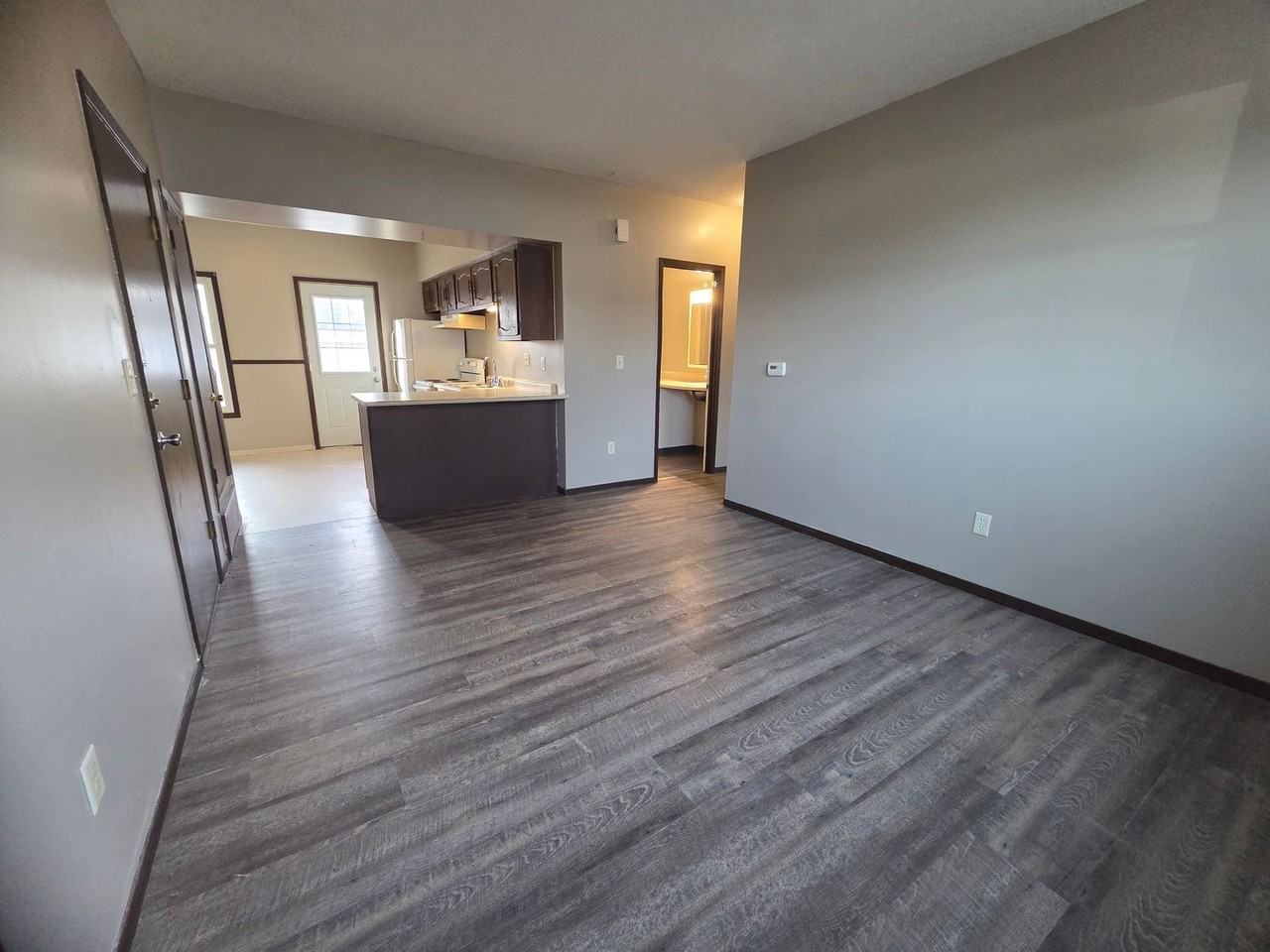 808 Davenport St - Photo 7 of 17