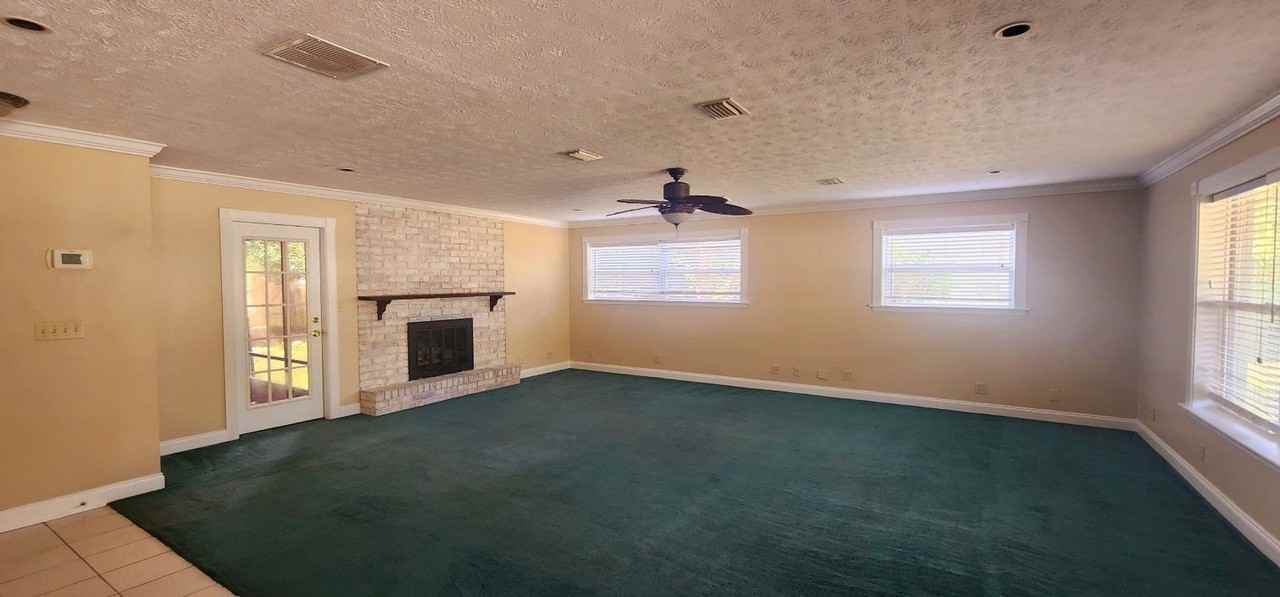 25 Versaggi Dr - Photo 5 of 23