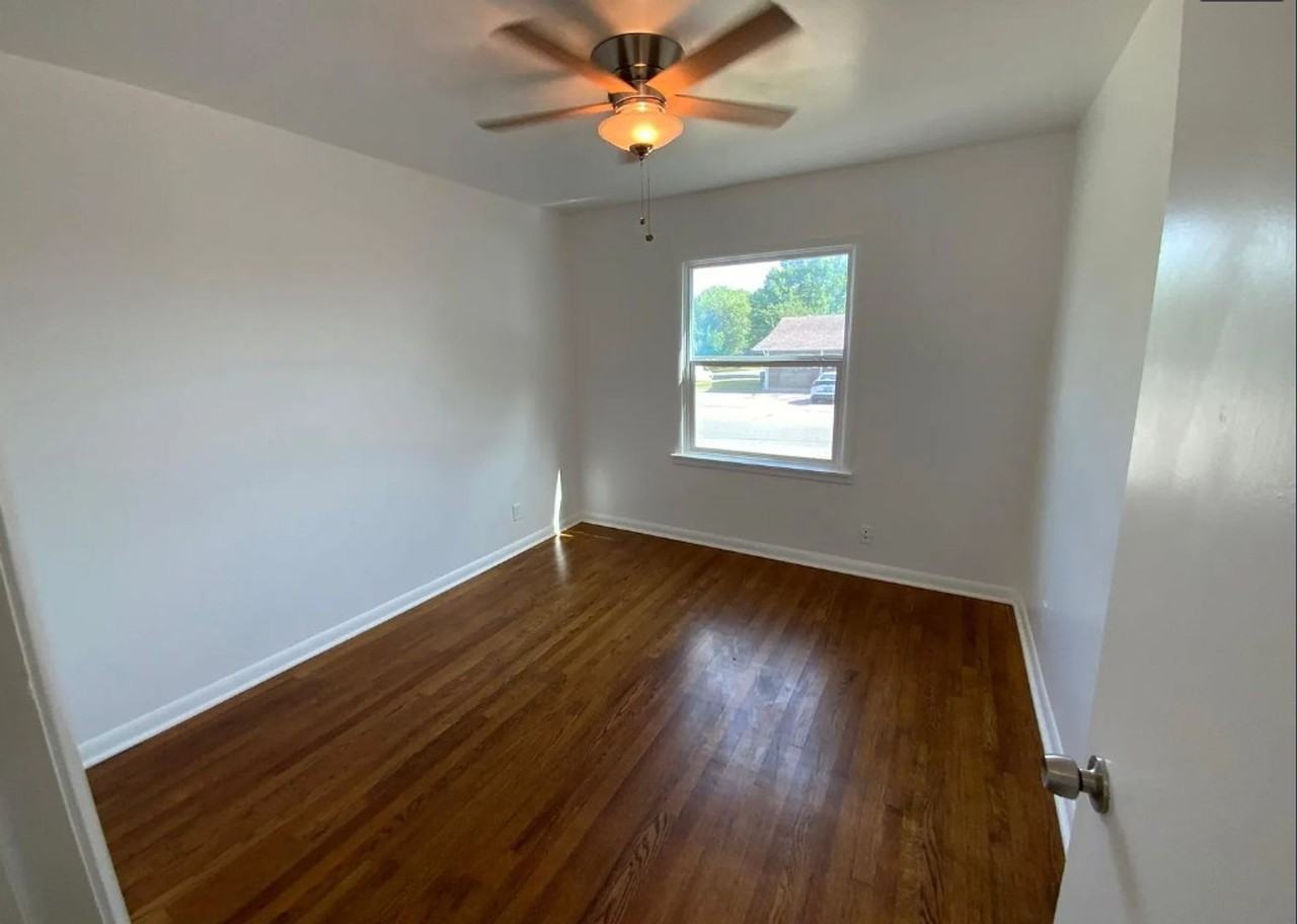 1926 S 55th St - Photo 6 of 9