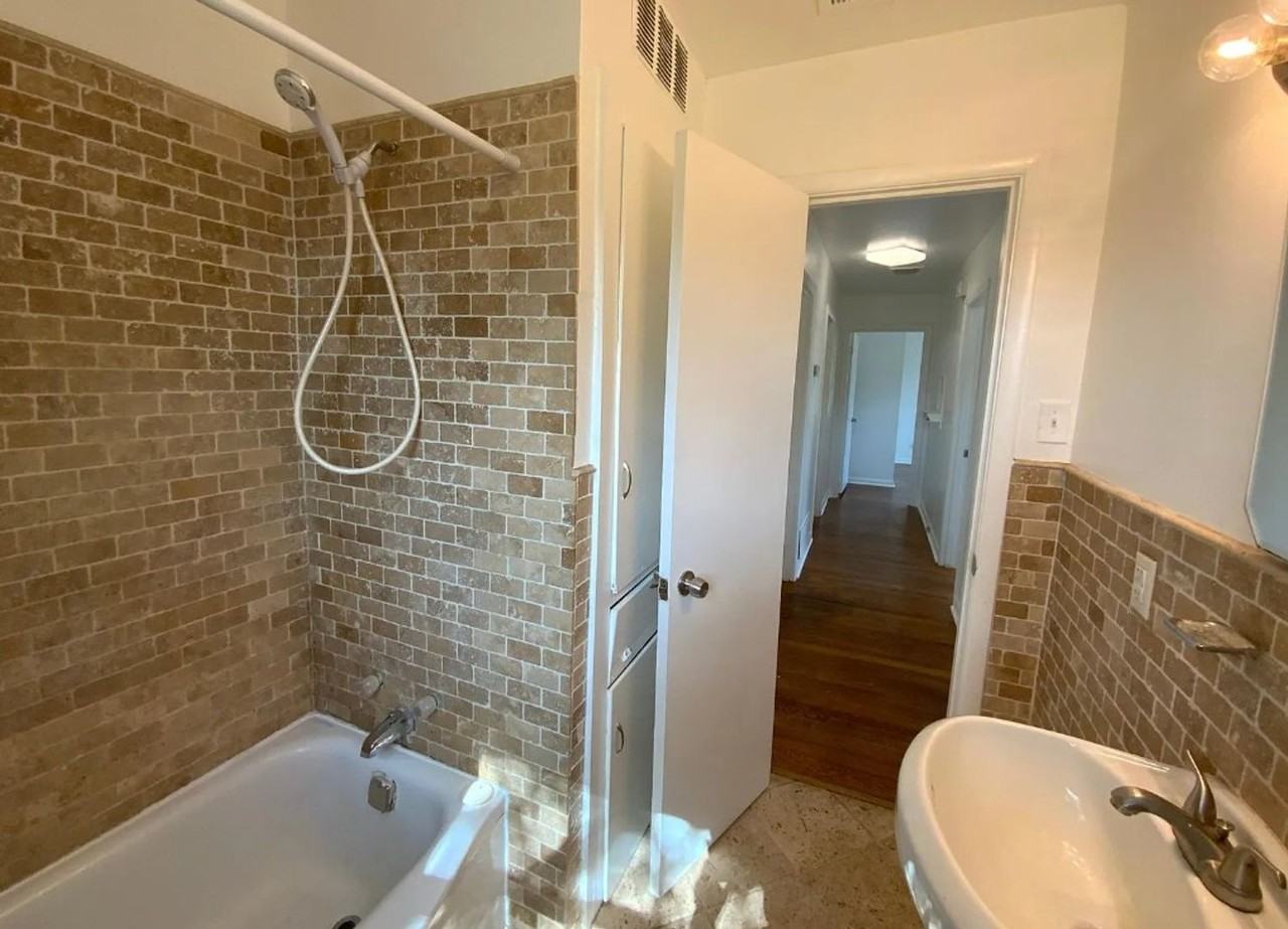 1926 S 55th St - Photo 7 of 9