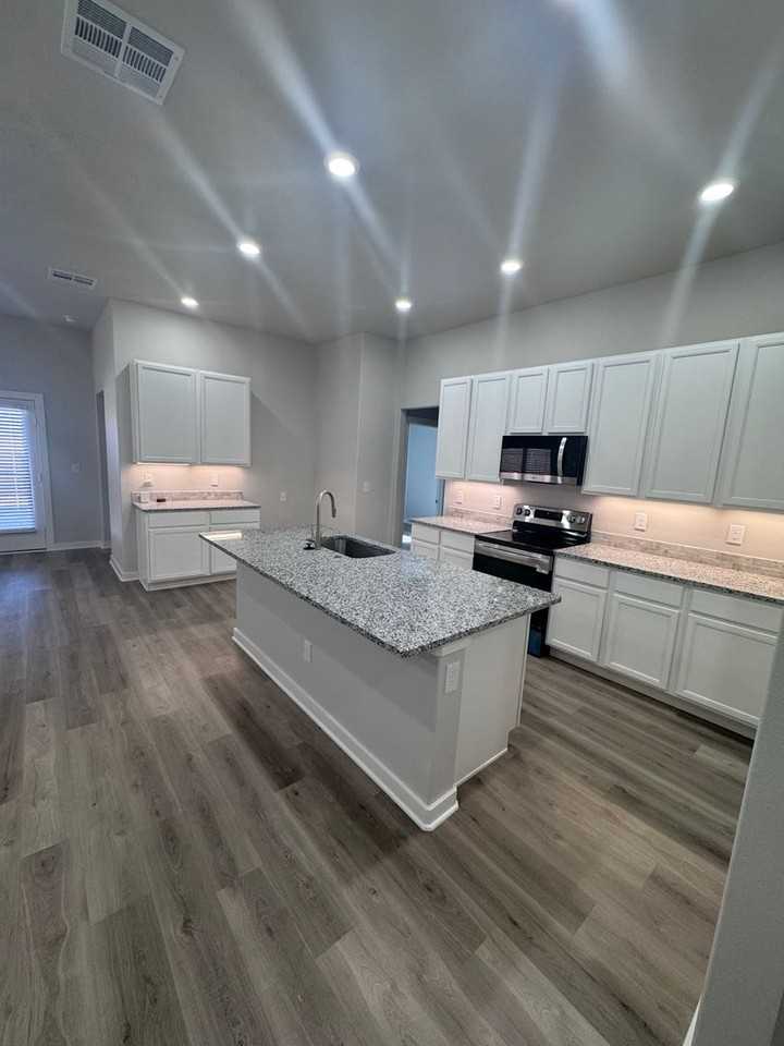 3412 Good Prairie Ave - Photo 3 of 19