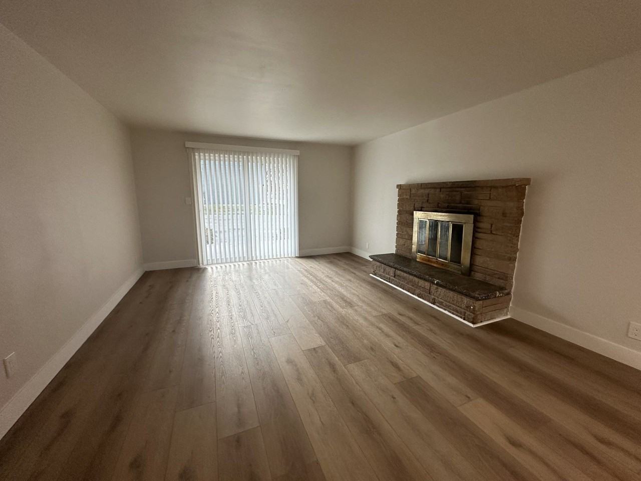 Fully Remodeled 2 Bedroom 1 Bath Units - Photo 6 of 10