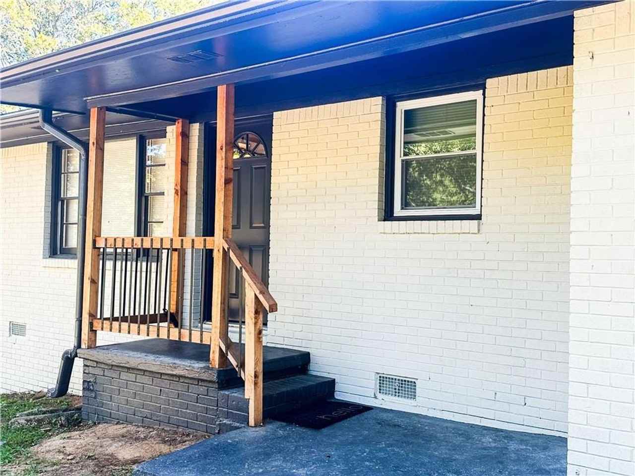 6057 Dodgen Rd Sw - Photo 2 of 24