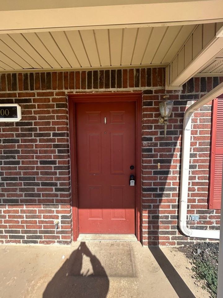 3400 Sw Landau Ct #1 - Photo 2 of 18