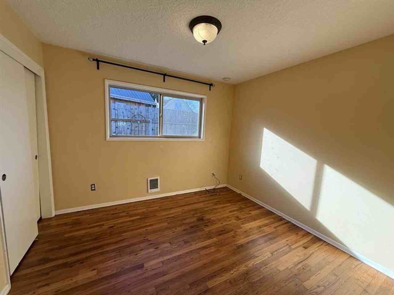 4538 Ne Killingsworth St - Photo 5 of 11