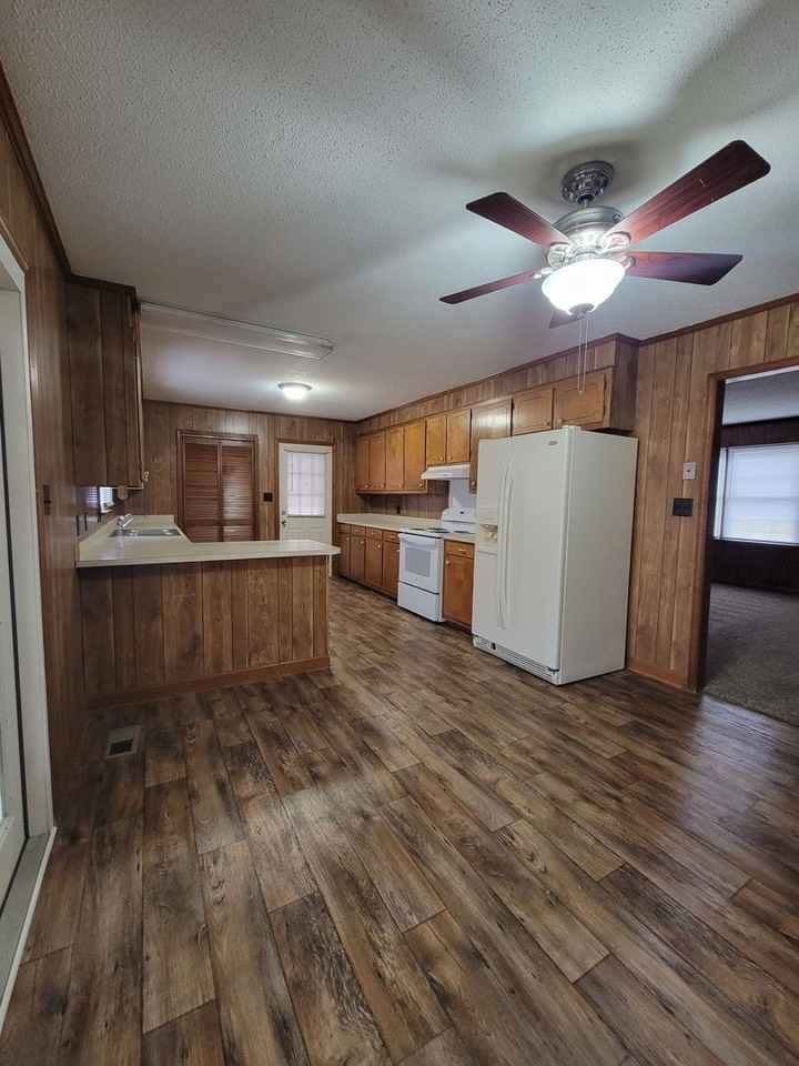 2670 Turner Rd - Photo 7 of 31