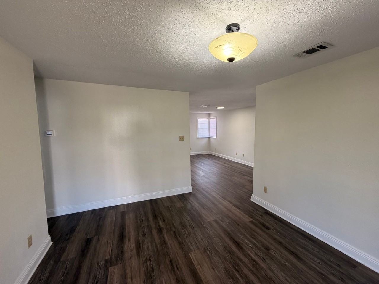 1538 Mansfield Ave - Photo 3 of 11