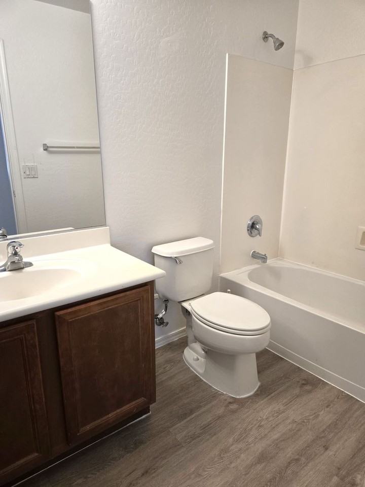 6719 W Beverly Rd - Photo 7 of 13