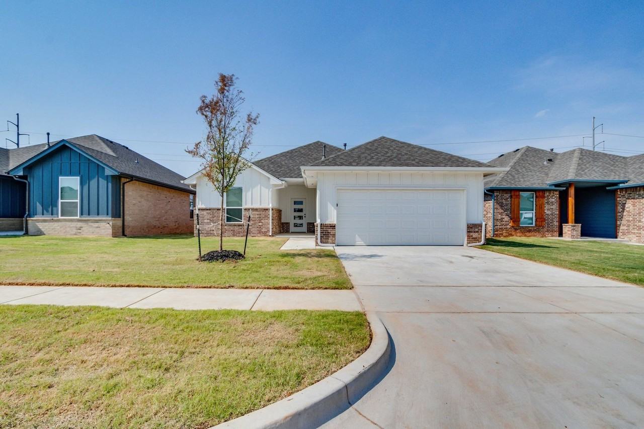 8301 Nw 163rd Ter - Photo 2 of 50