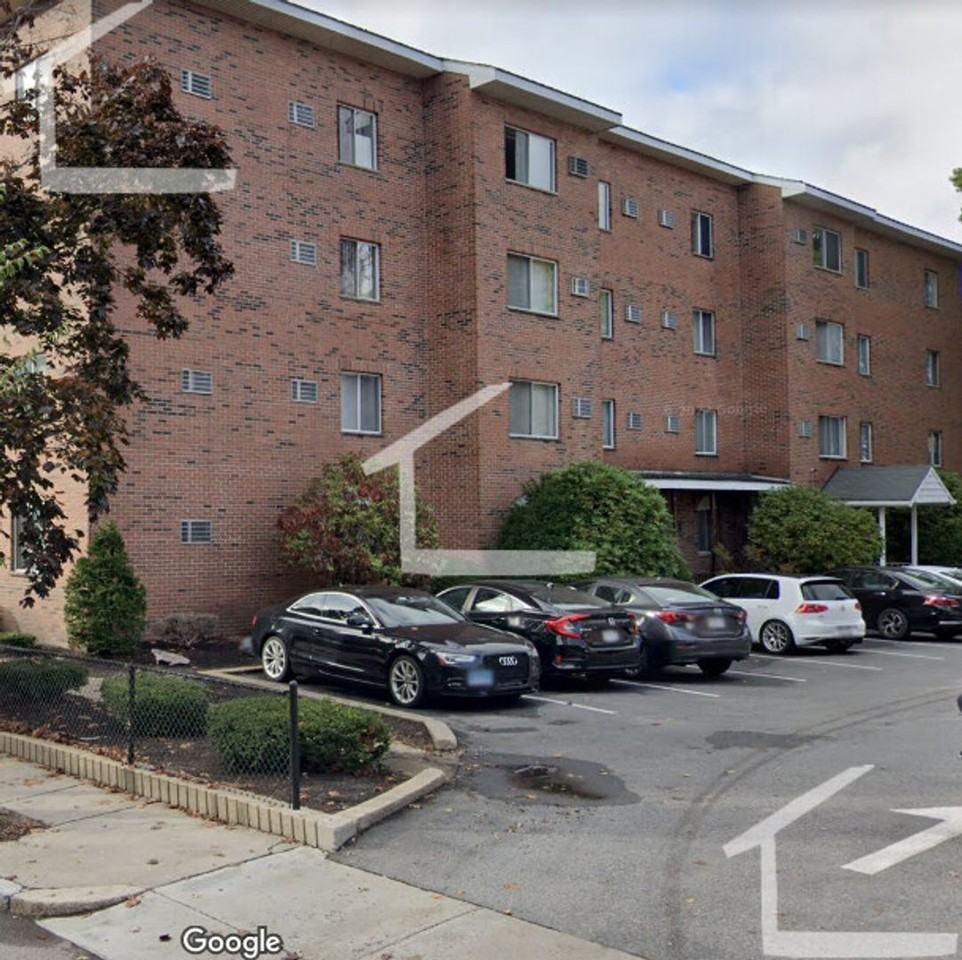 81 Gardner St - Photo 4 of 12