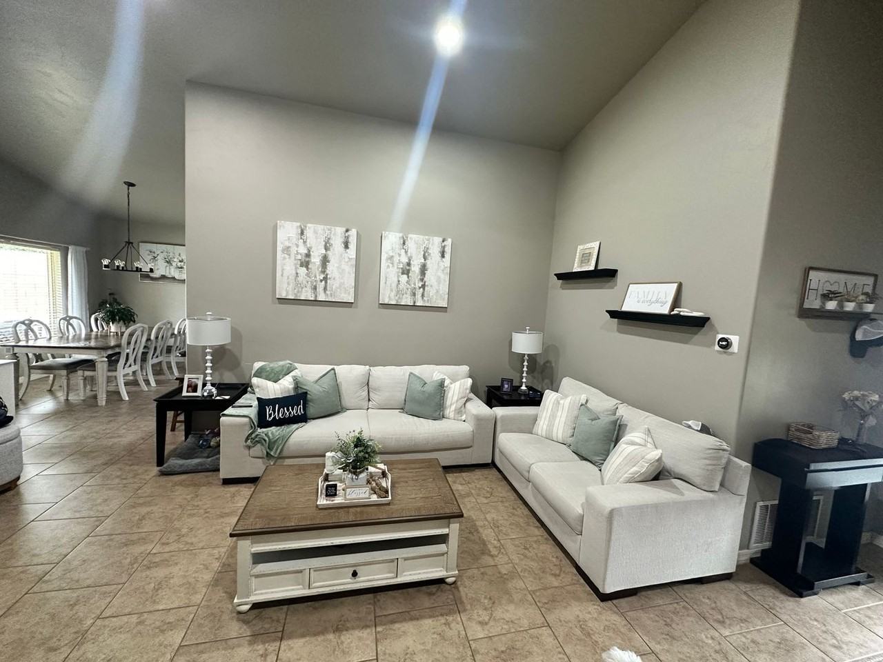 1831 Amber Dr - Photo 2 of 18