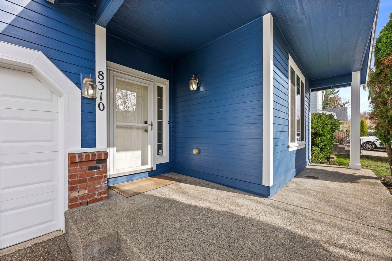 8310 55th Ave Se - Photo 2 of 40