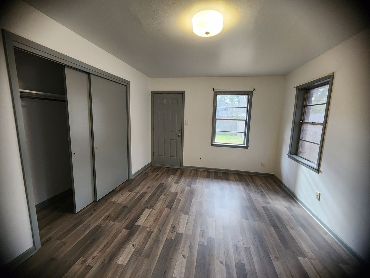 2430 Highland Ave - Photo 3 of 6