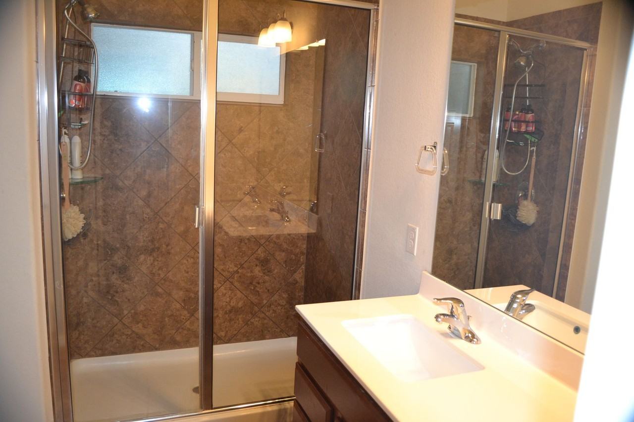 3418 Lorne Dr - Photo 2 of 25