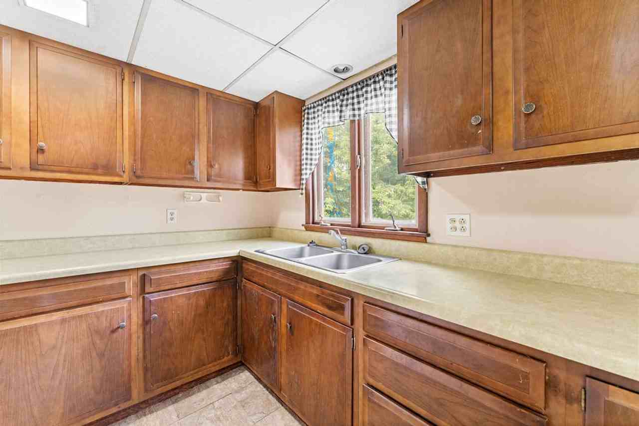 1126 Elmwood Ave - Photo 6 of 13