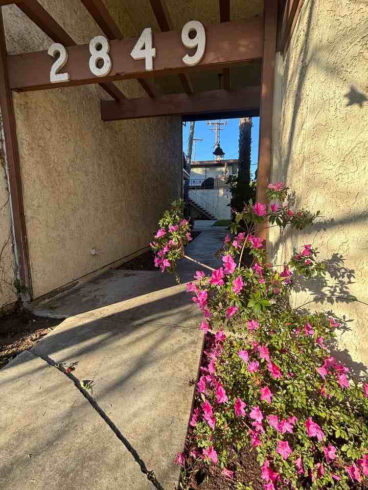 2849 W 235th St - Photo 3 of 12