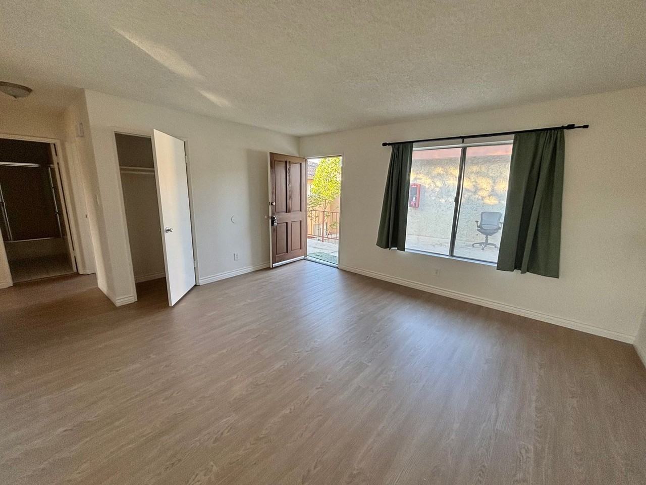 2849 W 235th St - Photo 4 of 12