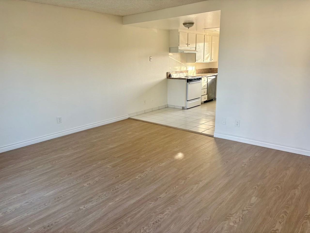 2849 W 235th St - Photo 7 of 12