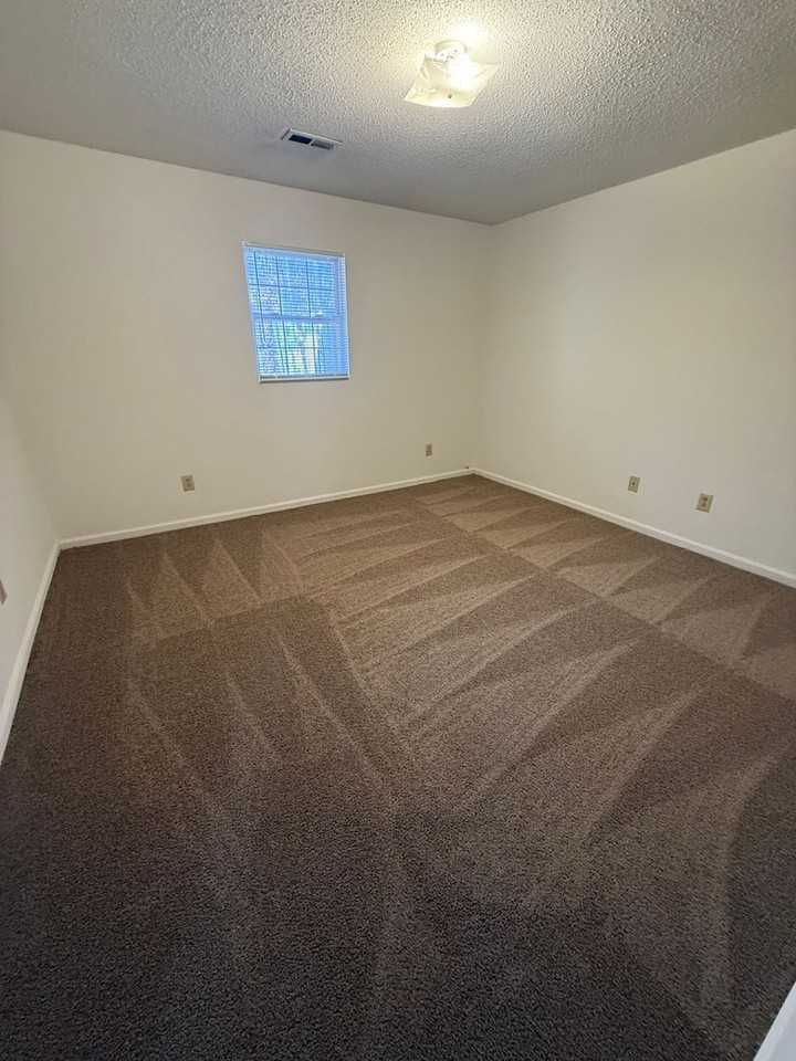 716 Breeze Hill Rd - Photo 6 of 6