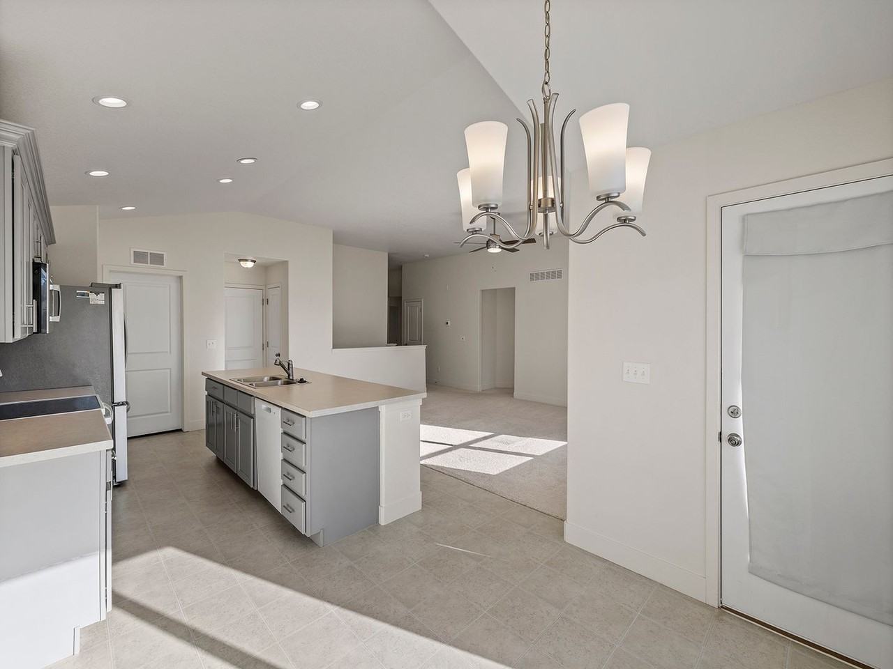 4308 Big Horn Pkwy - Photo 7 of 18