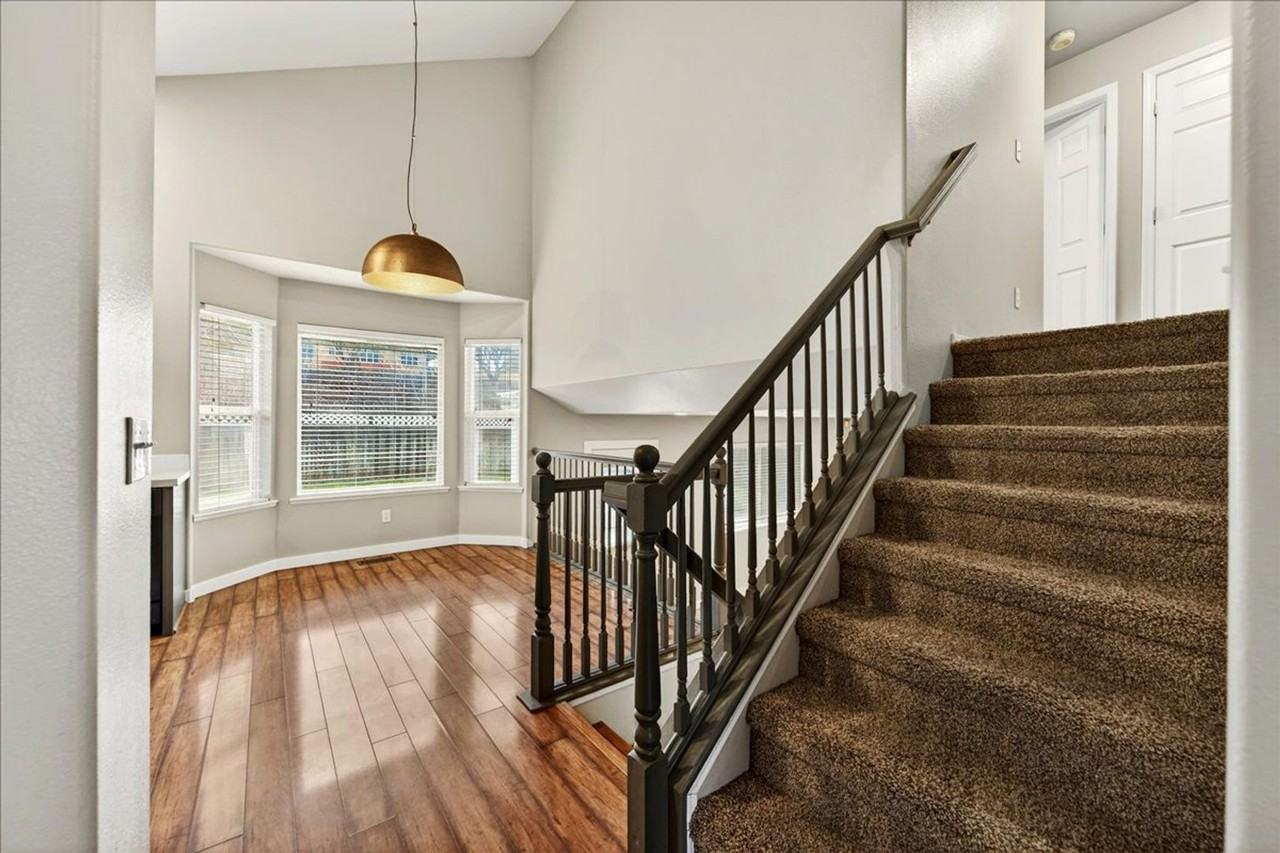 11013 W Red Maple Dr - Photo 7 of 33