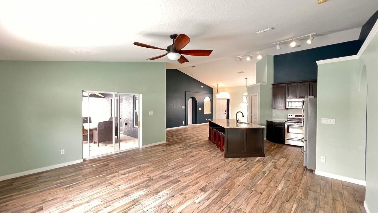 2239 Wolf Ridge Ln - Photo 6 of 25