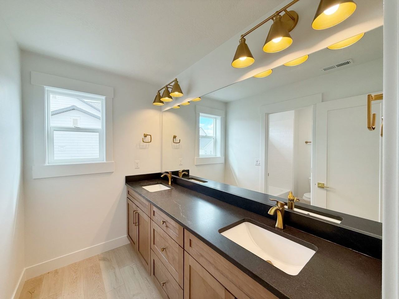 1426 N Osprey Way - Photo 6 of 21