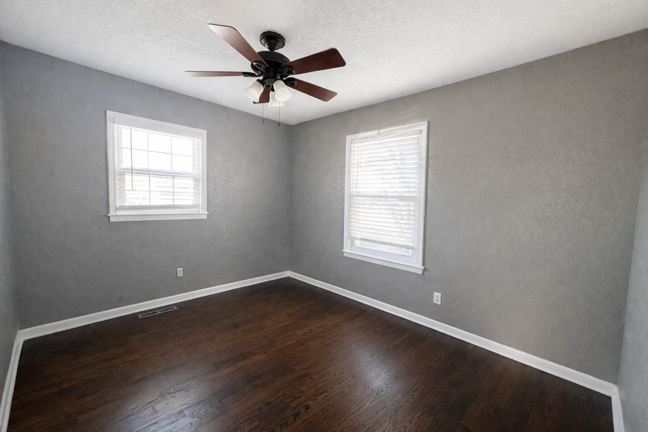 8547 Grandview Ln - Photo 6 of 12