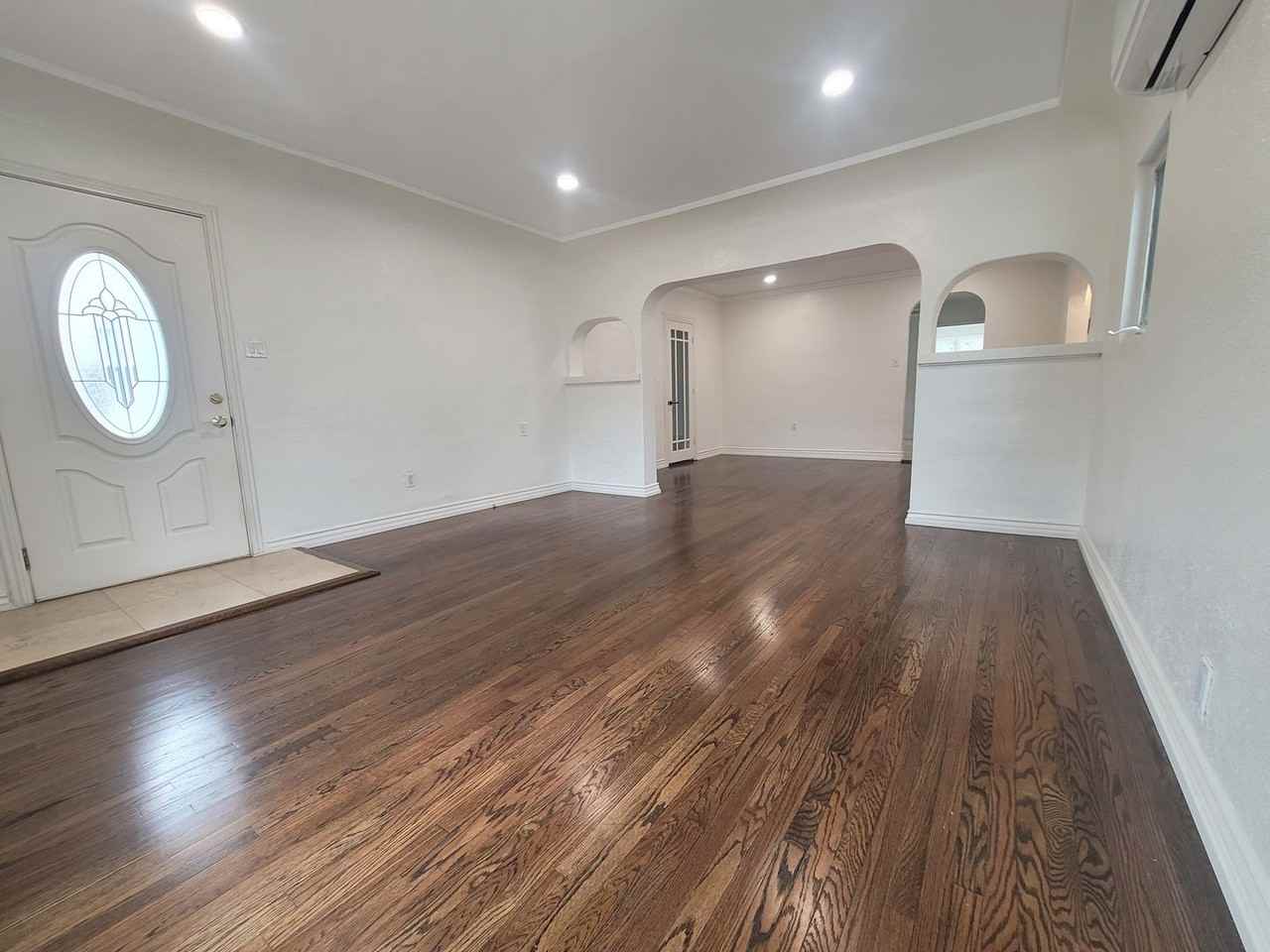 628 Harding Dr - Photo 3 of 13