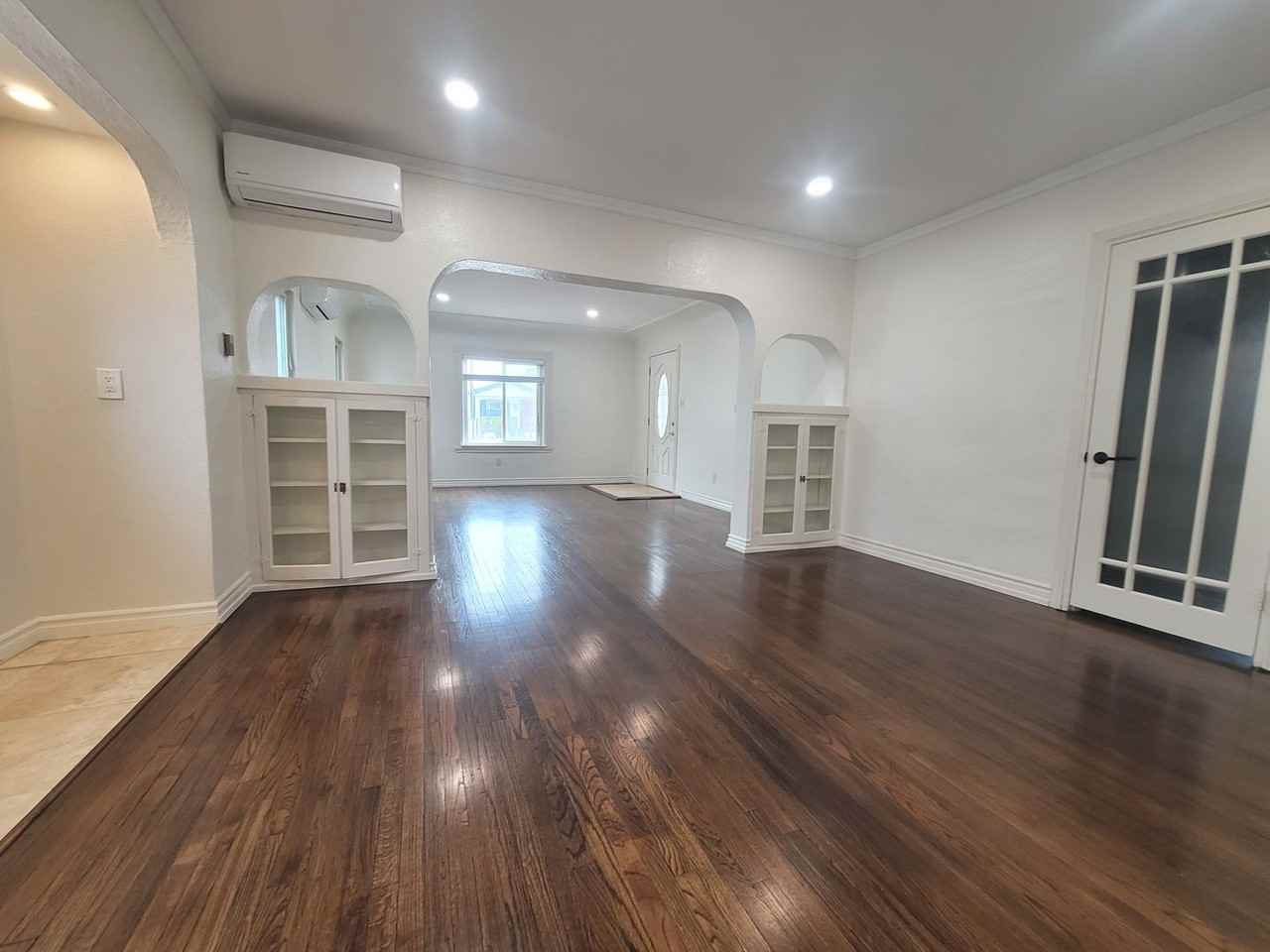 628 Harding Dr - Photo 4 of 13