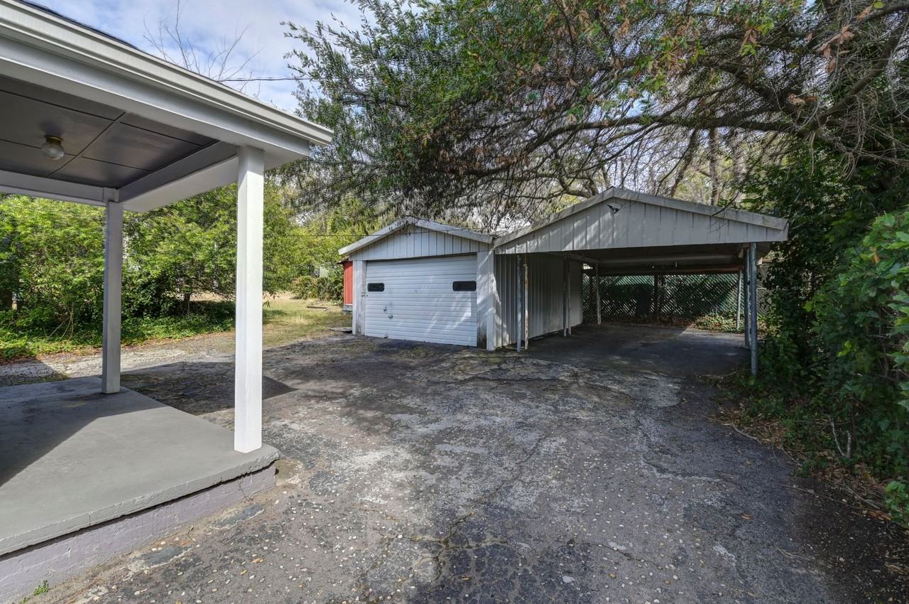 156 S Marion St - Photo 3 of 34