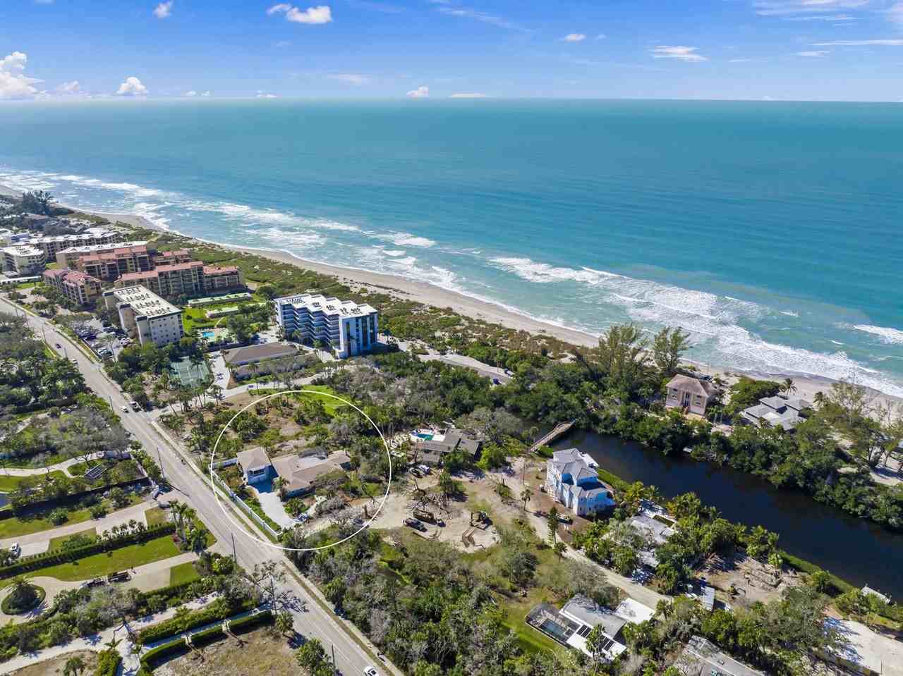 8560 Heron Lagoon Cir - Photo 4 of 50