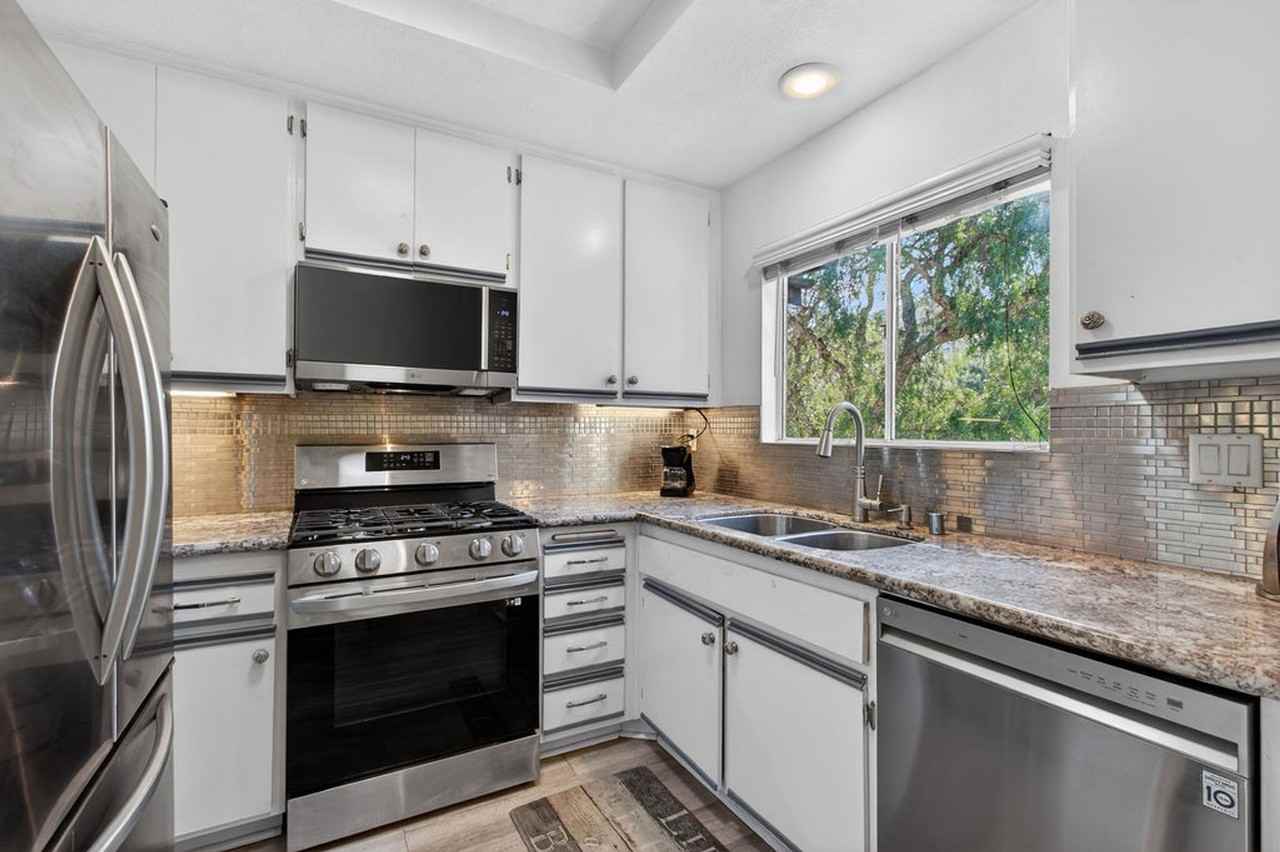30902 Clubhouse Dr Unit 2g - Photo 5 of 46