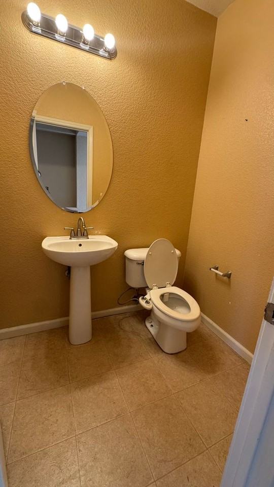 70 Entrada Cir - Photo 5 of 40