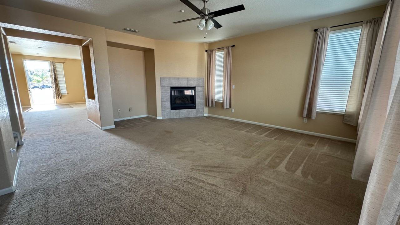 70 Entrada Cir - Photo 6 of 40