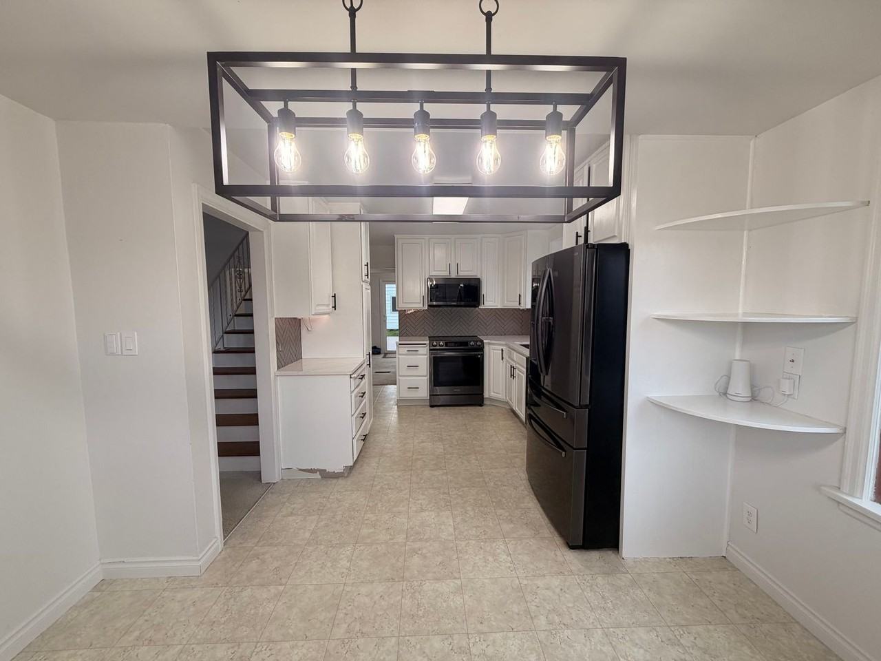 3136 S 18th St - Photo 6 of 39