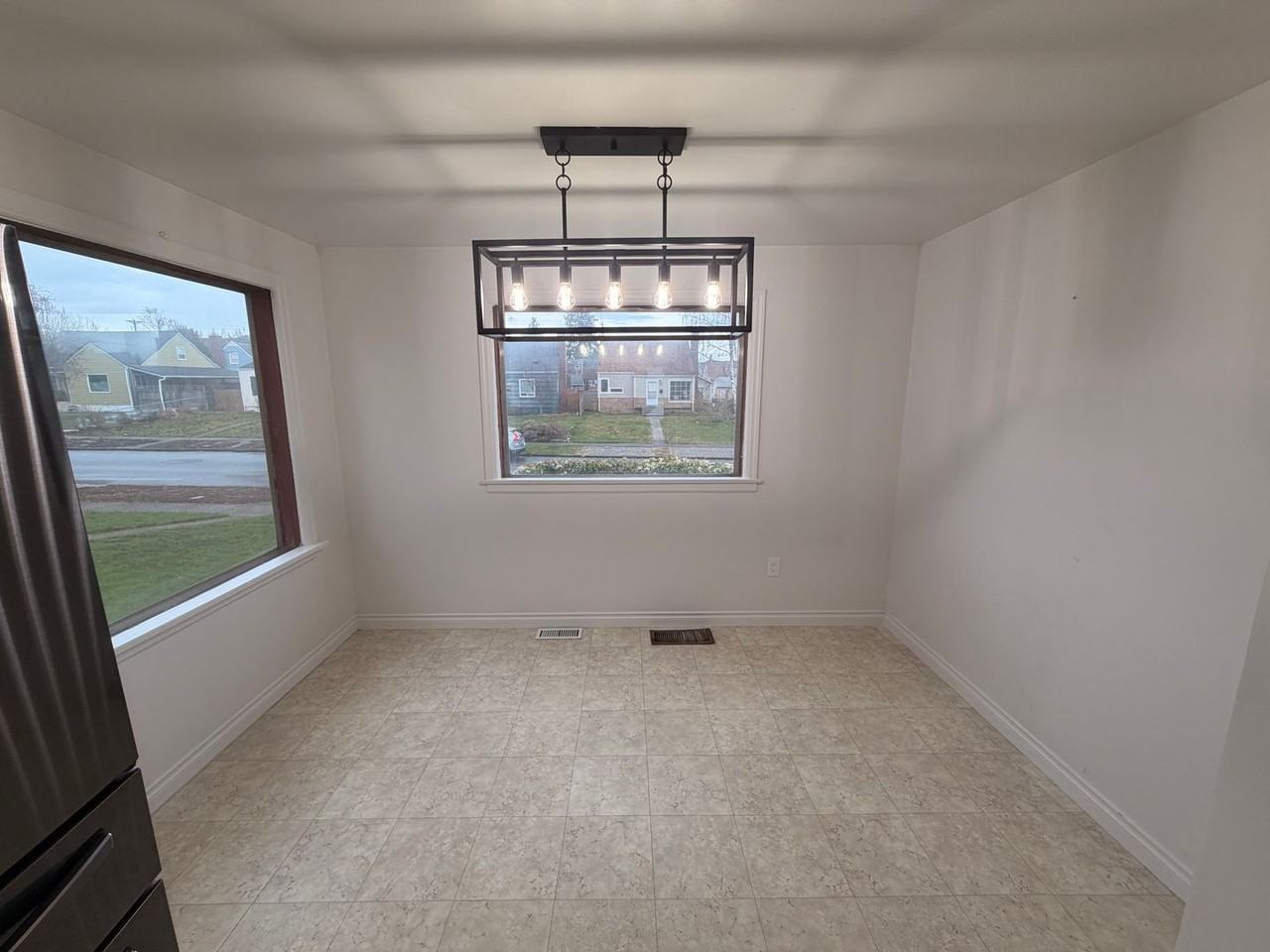 3136 S 18th St - Photo 7 of 39