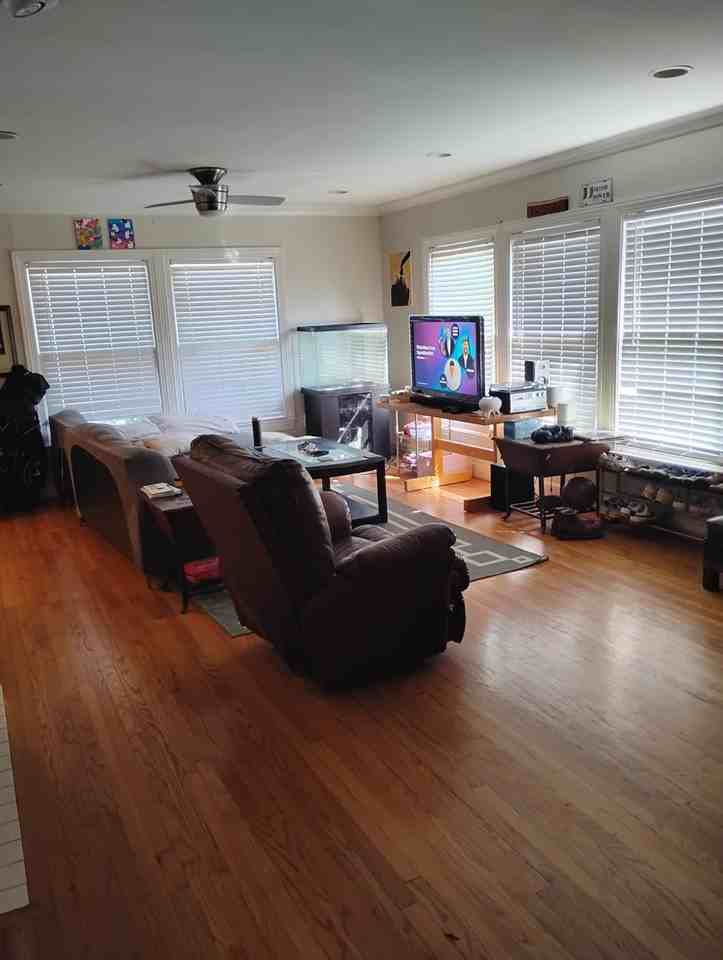 8 Brookhaven Dr - Photo 4 of 12