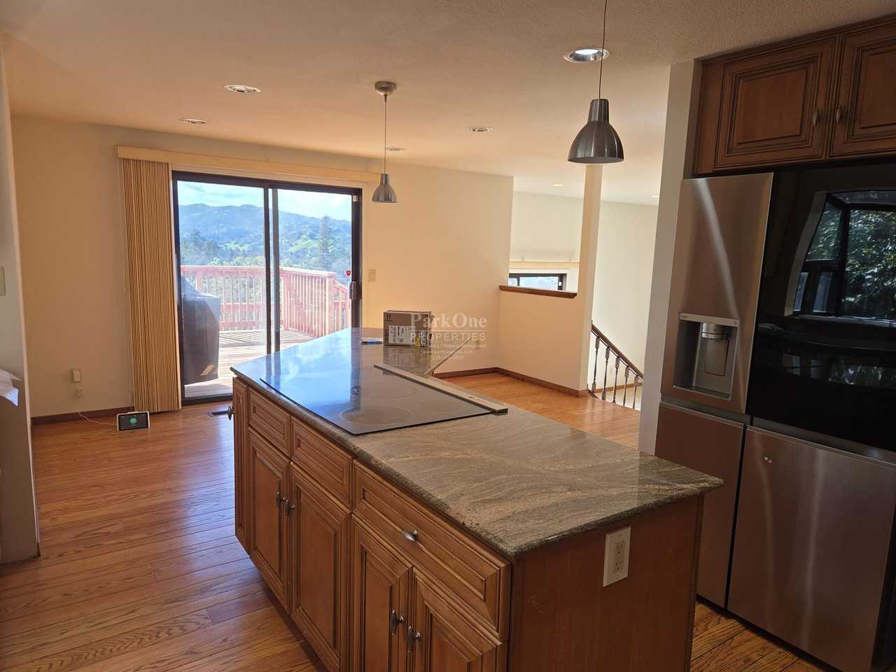 6 Rebecca Ct - Photo 5 of 14