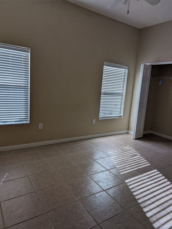 9556 Armelle Way #3 - Photo 4 of 10