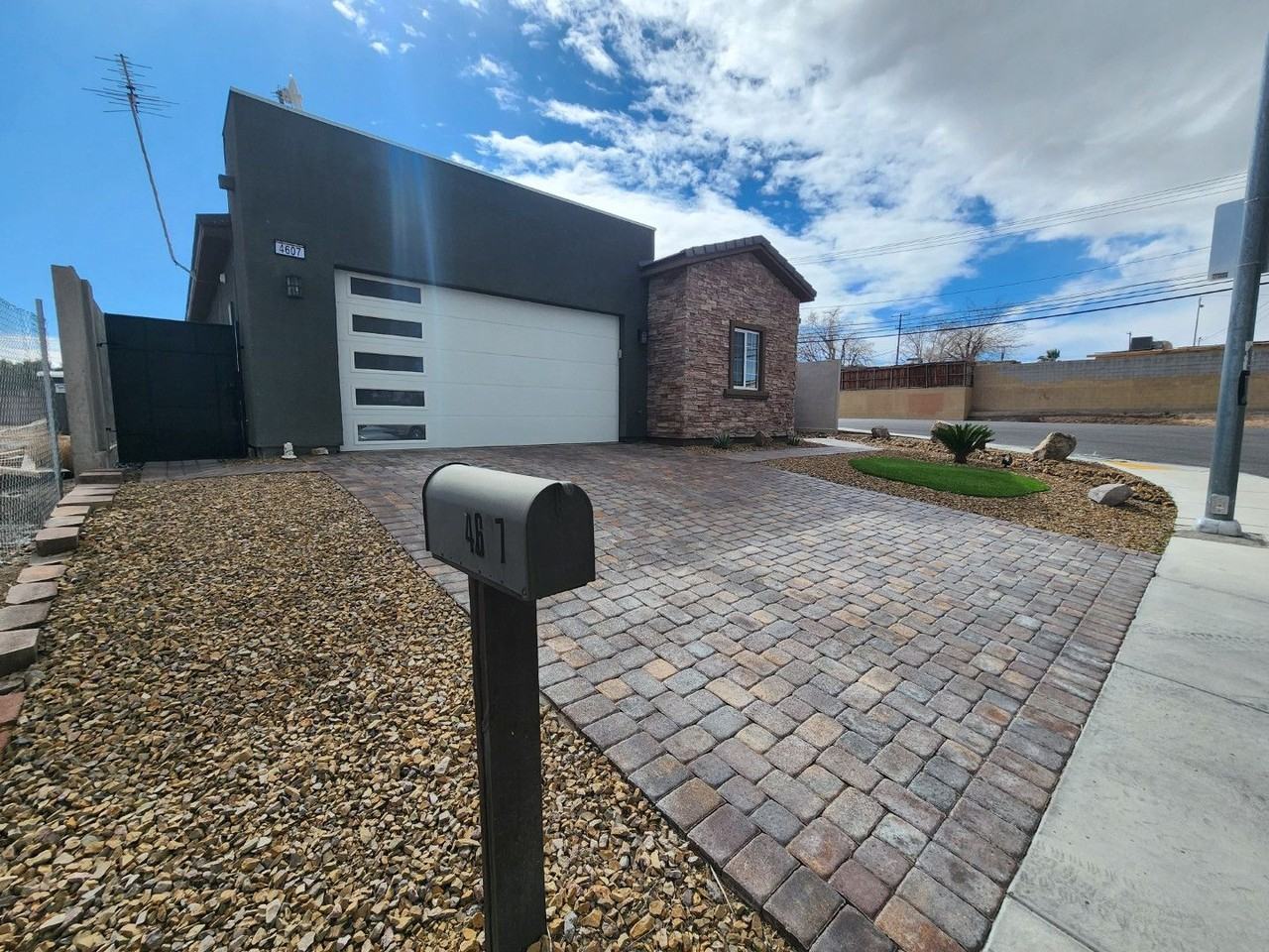 4607 Linda Ave - Photo 2 of 50