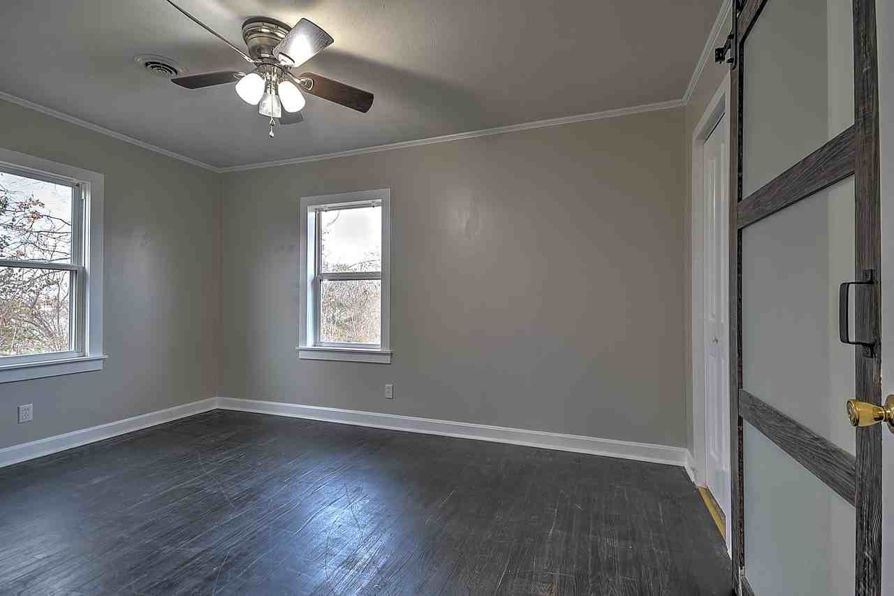 108 Cottonwood Dr - Photo 7 of 31