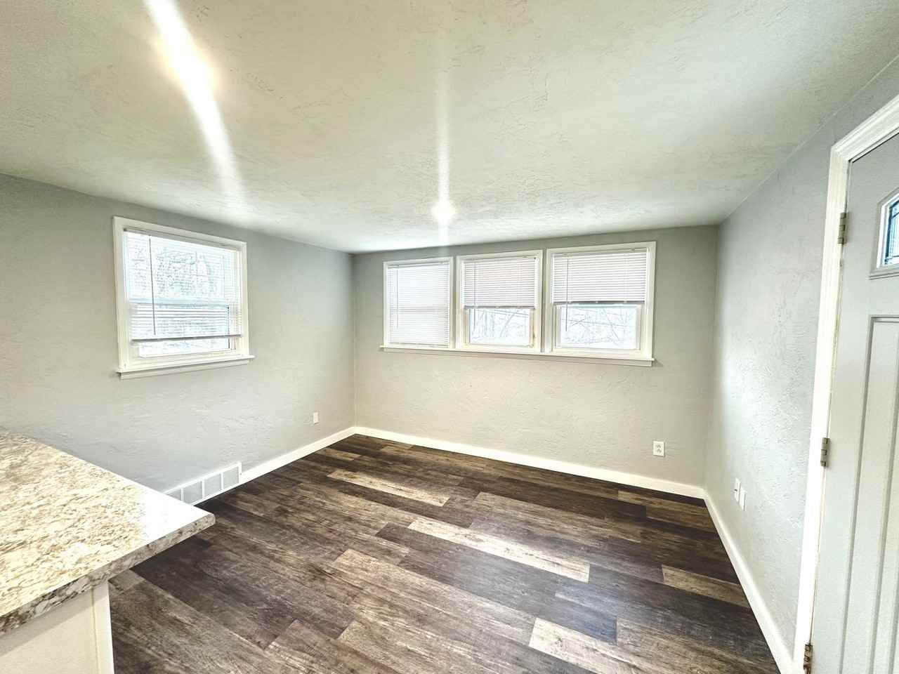 516 Stilley Rd - Photo 3 of 13