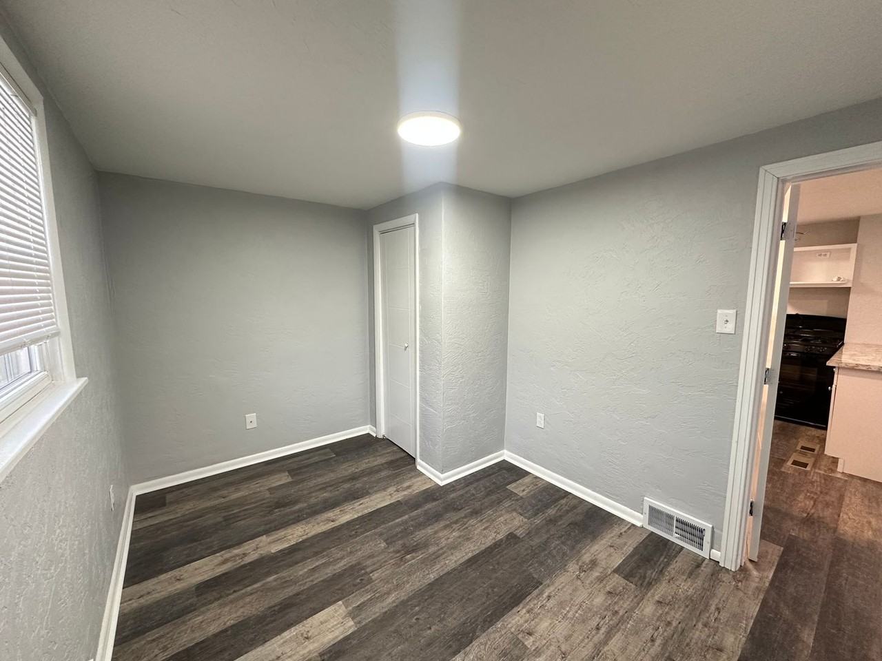 516 Stilley Rd - Photo 6 of 13