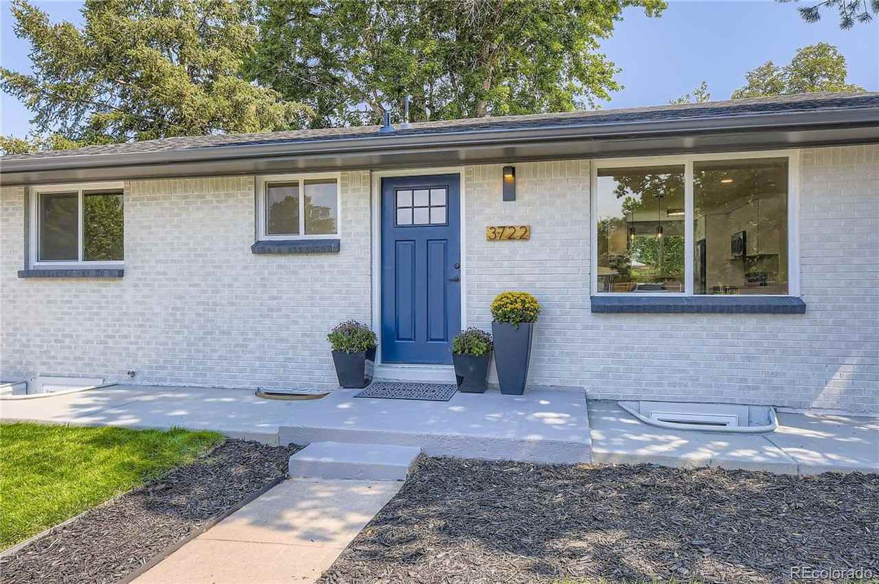 3722 S Green Ct - Photo 3 of 17