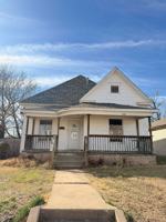 featured image of 2116 S Moffet Ave